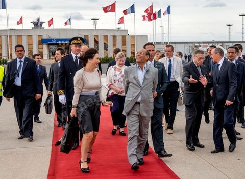 19 juillet : arrivée de Moncef Marzouki à Orly pour se rendre à Marseille accompagné de Marie-Arlette Carlotti, ministre déléguée aux personnes handicapées, au 3éme jour de la visite officielle de Moncef Marzouki, Président de la République tunisienne à Paris et Marseille.