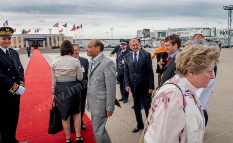 19 juillet : arrivée de Moncef Marzouki à Orly pour se rendre à Marseille accompagné de Marie-Arlette Carlotti, ministre déléguée aux personnes handicapées, au 3éme jour de la visite officielle de Moncef Marzouki, Président de la République tunisienne à Paris et Marseille.