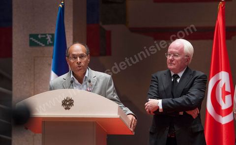 19 juillet : Conférence de presse de Moncef Marzouki au Palais de la Région PACA en compagnie de Marie Arlette Carlott, ministre déléguée aux personnes handicapées et Michel Vauzelle, président d ela région PACA au 3éme jour de la visite officielle de Moncef Marzouki, Président de la République tunisienne à Paris et Marseille.