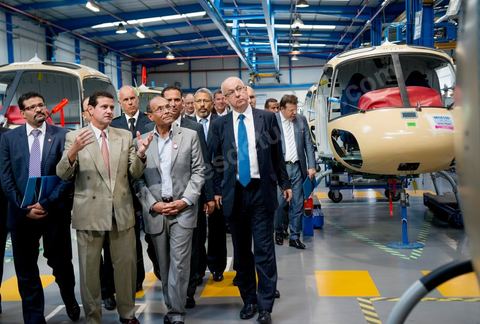19 juillet : Visite du site indutriel de Eurocopter à Marignane au 3éme jour de la visite officielle de Moncef Marzouki, Président de la République tunisienne à Paris et Marseille.