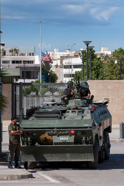 September 14, 2012: Security measures were in place as protesters arrived during the attack on the U.S. Embassy in the Berges du Lac neighborhood by Salafists acting on the orders of their leader, Abu Ayad. The clash between police and protesters demonstrating against the film “The Innocence of Muslims” lasted nearly three hours, marked by exchanges of tear gas and live rounds fired by the police and stones thrown by the protesters. The toll: two people shot dead and about fifty injured on both sides.