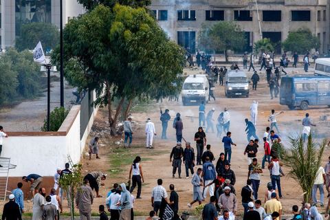 September 14, 2012: Salafists, acting on the orders of their leader Abu Ayad, attacked the U.S. Embassy in the Berges du Lac neighborhood. The clash between police and protesters demonstrating against the film “The Innocence of Muslims” lasted nearly three hours, with police firing tear gas and live rounds and protesters throwing stones. The toll: two people shot dead and about fifty injured on both sides.