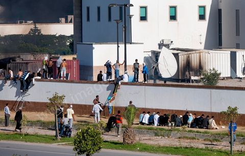 September 14, 2012: Salafists, acting on the orders of their leader Abu Ayad, attacked the U.S. Embassy in the Berges du Lac neighborhood. The clash between police and protesters demonstrating against the film “The Innocence of Muslims” lasted nearly three hours, with police firing tear gas and live rounds and protesters throwing stones. The toll: two people shot dead and about fifty injured on both sides.