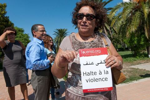 20 septembre 2012 : associations et composantes de la société civile ont manifesté contre les récentes violences ochestrées en Tunisie. En réaction aux attaques de l'Ambassade et l'école américaine la semaine précédente. 