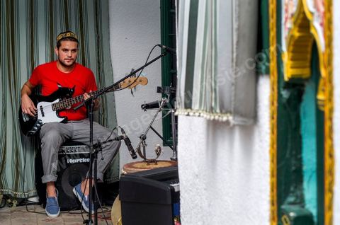 26 septembre 2012 : mini concert de Stambeli Urbain de Chabbouba, c'est la réunion de l'héritage culturel du Stambeli et de l'univers musical contemporain de quatre musiciens dans le cadre de Dream City 2012, "l'artiste face aux libertés" dans la médina de Tunis du 26 au 30 septembre. Au delà de la simple organisation d'une manifestation en espace public, chaque édition de Dream City est le fruit d'une recherche collective menée entre artistes sélectionnées et spécialistes de l'art, de la ville et des sciences humaines.