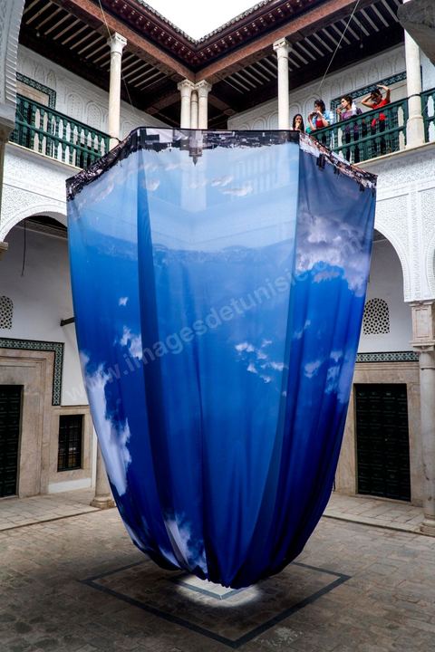 26 septembre 2012 : "Mondes flottants" de Meriem Bouderbala est une installation photographique au coeur dans le patio du Dar Haddad dans le cadre de Dream City 2012, "l'artiste face aux libertés" dans la médina de Tunis du 26 au 30 septembre. Au delà de la simple organisation d'une manifestation en espace public, chaque édition de Dream City est le fruit d'une recherche collective menée entre artistes sélectionnées et spécialistes de l'art, de la ville et des sciences humaines.