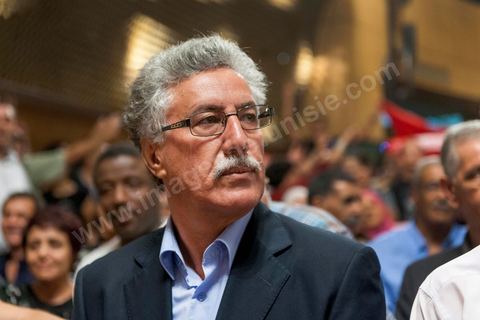October 7, 2012: Hamma Hammami attended the major inaugural rally this Sunday to launch the Popular Front, the left-wing political party created following the unification of about ten left-wing parties under the leadership of figures such as Hamma Hammami and Chokri Belaïd.  “The Popular Front is the best alternative to govern the country during the next phase and achieve the goals of the revolution, thanks to its clear platform and high level of expertise,” stated Hamma Hammami, Secretary-General of the Tunisian Labor Party, who will be the Popular Front’s presidential candidate. “The Front will enter the upcoming elections armed with an effective monetary, fiscal, and social approach and real solutions to all the problems facing the Tunisian people.”
