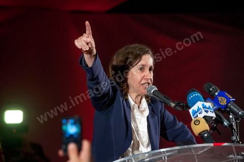 13 octobre 2012 : Maya Jribi cloture en reprennant les principales conclusions des intervenants et notamment la responsabilité de la femme dans le retournement de la situation du pays Elle termine son allocution en réclamant une alliance encore plus grande des partis soucieux de défendre  la  dignité, l’égalité et la solidarité, valeurs clés  d’une République garantissant les Libertés et l’Indépendance de la Justice. Le Palais des Congrès s’est avéré trop petit pour accueillir les hommes et les femmes venues écouter le projet politique du Parti Républicain Al Joumhoury associé à Al Massar. Les responsables du parti Al Joumhoury Nejib Chebbi, Maya Jribi, Yassine Brahim, Saïd Aïdi sollicités de toute part sont entourés de personnalités politiques proches tels Ahmed Brahim, Samir Tayeb  d’al Massar  et d’autres, de courants politiques divers tels Mohsen Marzouk représentant Nida Tounes et Jawher Ben Mbarek représentant Desstourna, Hamma Hammami secrétaire général du PCOT, Parti communiste des ouvriers de Tunisie, Mohamed Kilani, président du parti socialiste de Gauche. Des députés parmi lesquels Nadia Chaabane, Khemais Ksilla, Issam Chebbi et de nombreuses associations ont assisté à cette manifestation.