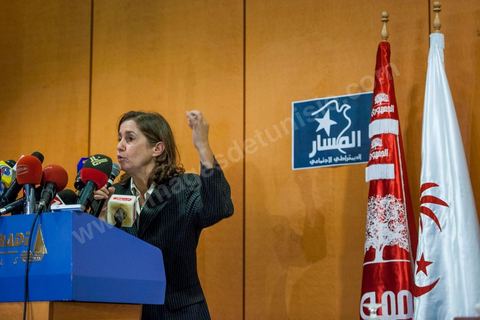 19 octobre : Maya Jribi à la Conférence de presse de Al Jouhmouri et Al Massar suite à lamort du militant de Nidaa Tounes à Tatouine. Issam Chebbi porte parole de Al Jouhmouri a appelé au limogeage du ministre de l’Intérieur Ali Laârayedh,  exigeant qu’il y ait une sûreté républicaine et neutre pour assurer une transition démocratique pacifique. Les partis exigent, également, que les comités de protection de la révolution soient dissous et que l’on enquête sur eux. Ils ont appelé à un sit-in de protestation, lundi 22 octobre. 