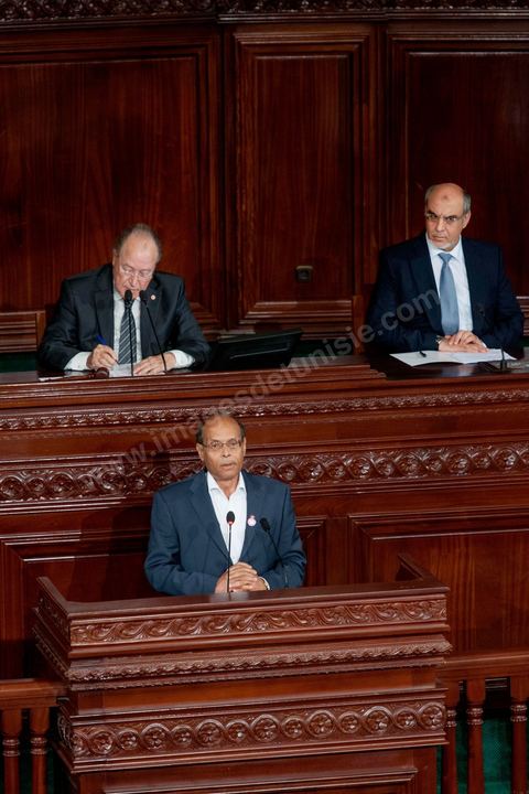 23 octobre 2012 : Discours des trois présidents Moncef Marzouki, M. Ben Jaafar et H. Jebali à la séance plénière solennelle de l’Assemblée Nationale Constituante pour le premier anniversaire des élections du 23 octobre 2011 en présence des trois présidents Moncef Marzouki, Président de la République, Hammadi Jebali, Président du Gouvernement et Mustapha Ben Jaafar, Président de l'Assemblée.