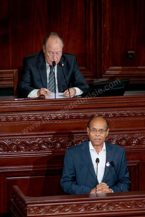 23 octobre 2012 : Discours des trois présidents Moncef Marzouki, M. Ben Jaafar et H. Jebali à la séance plénière solennelle de l’Assemblée Nationale Constituante pour le premier anniversaire des élections du 23 octobre 2011 en présence des trois présidents Moncef Marzouki, Président de la République, Hammadi Jebali, Président du Gouvernement et Mustapha Ben Jaafar, Président de l'Assemblée.