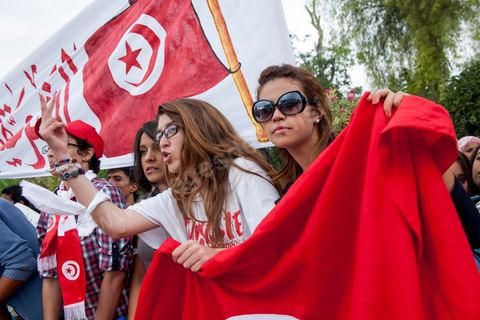 23 octobre 2012 : Devant l'assemblée nationale quelques 100 opposants de Ennahdha sont venus demander le départ du gouvernement en place lors de la séance plénière solennelle de l’Assemblée Nationale Constituante pour le premier anniversaire des élections du 23 octobre 2011 en présence des trois présidents Moncef Marzouki, Président de la République, Hammadi Jebali, Président du Gouvernement et Mustapha Ben Jaafar, Président de l'Assemblée.