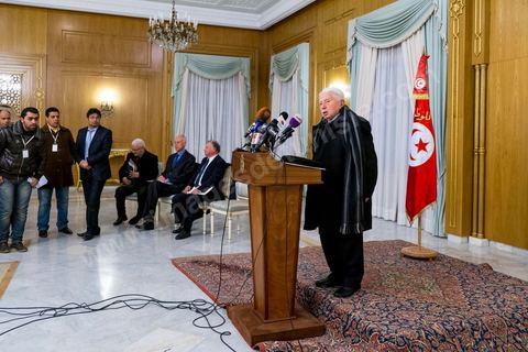 12 février 2013 : allocution à la presse de Mehdi Mabrouk, Ministre de la Culture, à la suite du "Conseil des Sages" réunit autour du Premier Ministère pour trouver une issue à la  grave crise politique qui secoue le pays. "Cette réunion avait pour but, non de soutenir la proposition de M. Jebali mais d'évaluer la situation générale, indépendament des partis politiques", à déclaré Mehdi Mabrouk, ministre de la culture, à l'issue de la rencontre qui a duré plus de trois heures.  "Leur analyse a été claire, a-t-il poursuivi. Ils ont insisté sur l'urgence, la nécessité d´un agenda pour les prochaines élections, la légitimité de l'Assemblée nationale constituante, et sur le besoin de sensibiliser sur tous ces thèmes les acteurs sociaux et les journalistes".
