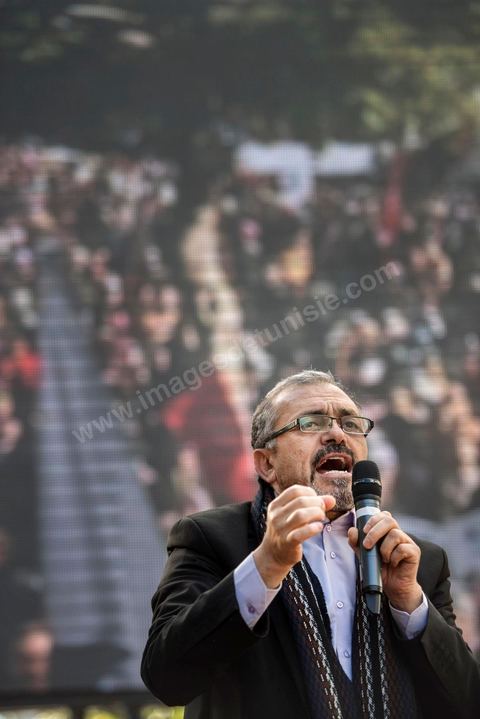 16 février 2013 : Ameur Laarayedh, chef du bureau politique d'Ennahdha lors d'une manifestation organisée le 16 février 2013 pour défendre la légitimité de l'Assemblée constituante et le principe d'un gouvernement politique.