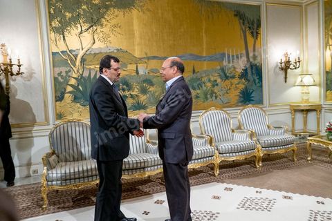 February 22, 2013: At the Presidential Palace in Carthage, Moncef Marzouki, President of the Republic, receives Ali Laryedh, the new Prime Minister, who was selected by the Ennahda Party. The President presents his decision to the Prime Minister. Ali Laryedh then delivers a speech. 