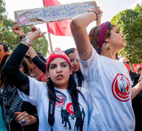 March 9, 2013: Lina Ben Mhenni on Habib Bourguiba Avenue in Tunis, where nearly 3,000 protesters gathered to commemorate Women’s Day and the death of Chokri Belaid on February 6. Several political figures, civil society activists, and artists answered the call issued by the UGTT Women’s Commission and other feminist organizations.