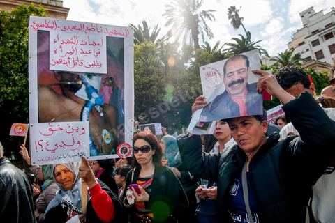 March 9, 2013: On Habib Bourguiba Avenue in Tunis, nearly 3,000 demonstrators gathered to commemorate International Women's Day and the death of Chokri Belaid on February 6. Several political figures, civil society activists, and artists answered the call issued by the UGTT Women’s Commission and other feminist organizations.