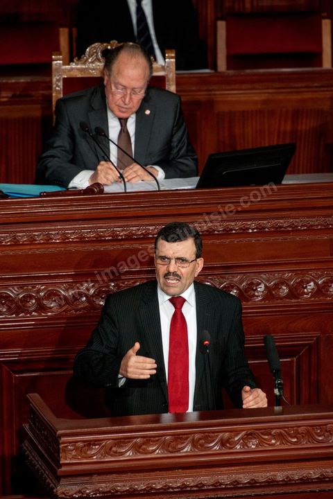 12 mars 2013 : discours de Ali Larayedh, le nouveau Premier Ministre, à l'Assemblée Nationale Constituante, pour l'investiture de son nouveau gouvernement présenté le 8 mars au Président de la République. Dans son discours le premier ministre a posé le programme de son gouvernement de 9 mois, programme politique pour mener aux élections pour la fin 2013,  programme sécuritaire, relance économique et lutte contre le chômage.