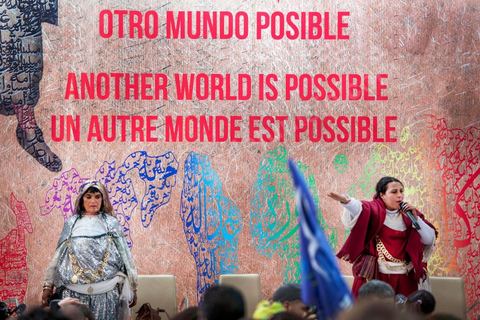 26 mars 2013 : ouverture du premier Forum Social Mondial (FSM) en terre arabe avec une grande conférence sur la Femme au Campus universitaire d'El Manar à Tunis. Un autre monde possible.