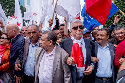 9 avril 2013 : les différents leaders et secrétaires généraux des partis de l'alliance de l'Union pour la Tunisie. à l'occasion de la journée des martyrs, l'avenue Bourguiba à Tunis a accueilli plusieurs marches politiques. Entre la première marche de la nouvelle alliance politique "Union pour la Tunisie", regroupant les partis progressistes Nidaa Tounes, Al Joumhouri, Al Massar, Parti Socialiste et Parti Patriotique, et celle des partisans de Ennahdha et des Ligues de Protection de la Révolution (LPR) la tension a été au maximum mais contrôlé par un dispositif sécuritaire impotant et efficace.