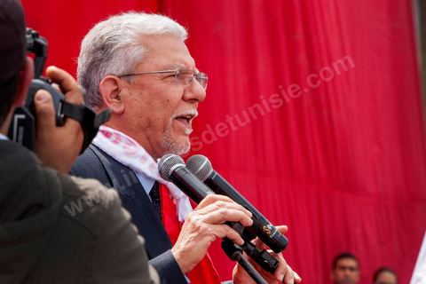 9 avril 2013 : Taieb Baccouche, Secrétaire général de Nidaa Tounes au meeting à Bab Souika, quartier populaire de Tunis, de l'Union pour la Tunisie à l'occasion de la journée des martyrs et après la première marche politique  à l'avenue Bourguiba à Tunis de la nouvelle alliance politique "Union pour la Tunisie", regroupant les partis progressistes Nidaa Tounes, Al Joumhouri, Al Massar, Parti Socialiste et Parti Patriotique.