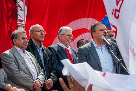 9 avril 2013 : Samir Taieb secrétaire général de Al Massar au meeting à Bab Souika, quartier populaire de Tunis, de l'Union pour la Tunisie à l'occasion de la journée des martyrs et après la première marche politique  à l'avenue Bourguiba à Tunis de la nouvelle alliance politique "Union pour la Tunisie", regroupant les partis progressistes Nidaa Tounes, Al Joumhouri, Al Massar, Parti Socialiste et Parti Patriotique.