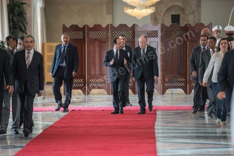 5 juillet 2013 : Réception de François Hollande par Mustapha Ben Jaafar, président de l'Assemblée nationale constituante, lors de la visite d'Etat de Président de la République française à Tunis les 4 et 5 juillet 2013.