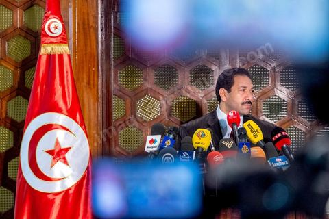 4 août 2013 : Lotfi Ben Jeddou, Ministre de l'Intérieur en conférence de presse sur la situation sécuritaire et la lutte antiterroriste en cours. Il a annoncé qu’un suspect de "terrorisme" avait été tué et quatre complices arrêtés lors d’une opération ce dimanche près de Tunis.