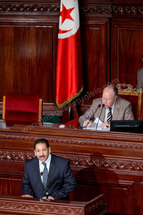 06 août 2013 : discours de Lotfi Ben Jeddou, Minsitre de l'Intérieur, à la  première séance de l'Assemblée depuis l'assassinat du député Mohamed Brahmi. La séance plénière débute par un long hommage au martyr avec prières et discours en présence des députés, hormis les 57 en retrait, du Premier Ministre et des ministres de l'Intérieur et de la Défense qui par leurs discours exposeront la situation dans le pays.