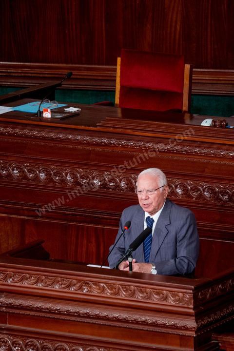 06 août 2013 : discours de  Rachid Sabbagh, Ministre de la Défense, à la  première séance de l'Assemblée depuis l'assassinat du député Mohamed Brahmi. La séance plénière débute par un long hommage au martyr avec prières et discours en présence des députés, hormis les 57 en retrait, du Premier Ministre et des ministres de l'Intérieur et de la Défense qui par leurs discours exposeront la situation dans le pays.