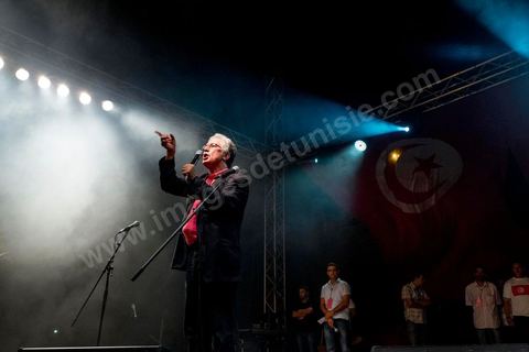 August 24, 2013: Speech by Hamma Hammami, leader of the left-wing Popular Front party, regarding the sit-in by members of parliament at the Bardo, the Tunisian opposition, united in a diverse coalition ranging from the far left to the center-right, mobilized nearly 7,000 of its supporters in Tunis to launch its “Week of Departure,” which aims to force, through peaceful demonstrations, the Ennahda-led government to resign following a month-long political stalemate triggered by the assassination of an opposition figure. 