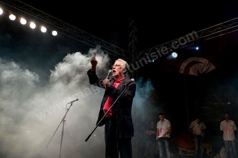 August 24, 2013: Speech by Hamma Hammami, leader of the left-wing Popular Front party, regarding the sit-in by members of parliament at the Bardo, the Tunisian opposition, united in a diverse coalition ranging from the far left to the center-right, mobilized nearly 7,000 of its supporters in Tunis to launch its “Week of Departure,” which aims to force, through peaceful demonstrations, the Ennahda-led government to resign following a month-long political stalemate triggered by the assassination of an opposition figure. 
