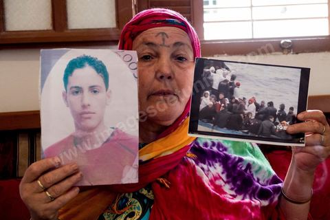 A neighbor came to tell us about the disappearance of her son, who had left with Ibrahim. At the home of Rebh and Abdelhamid Bouthouri, the parents of Ibrahim, who disappeared in March 2011 in the Kabaria neighborhood.