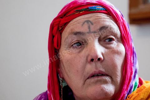 A neighbor came to tell us about the disappearance of her son, who had left with Ibrahim. At the home of Rebh and Abdelhamid Bouthouri, the parents of Ibrahim, who disappeared in March 2011 in the Kabaria neighborhood.