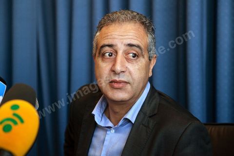 2 octobre 2013 : Nizar Snoussi à la conférence de presse de l'IRVA (initiative sur la recherche de la vérité des assassinats), révélant documents du MI à l'appui le rôle du parti Ennahdha dans l'assassinat de Belaid en février 2013.