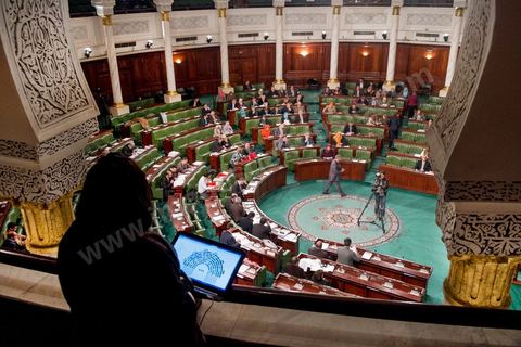 During a plenary session vote, Emna manually records the names of the members of parliament and their votes and takes a photograph of the entire chamber to ensure the votes are recorded as accurately as possible. Al Bawsala (The Compass) is a non-profit, Tunisian-registered non-governmental organization. It is independent of any political influence. Since 2012, the team has been working as an observatory for the National Constituent Assembly.