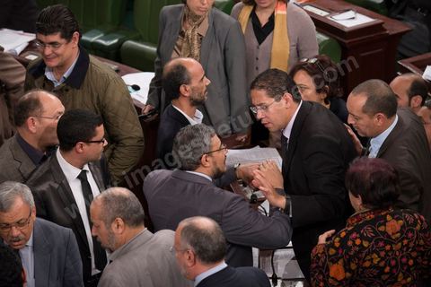 13 janvier 2014, à l'Assemblée nationale constituante, l'examen des articles relatifs au pouvoir juidiciaire donne lieu à une très vive polémique et à plusieurs incidents de séance durant lesquels certains députés sont sur le point d'en venir aux mains.