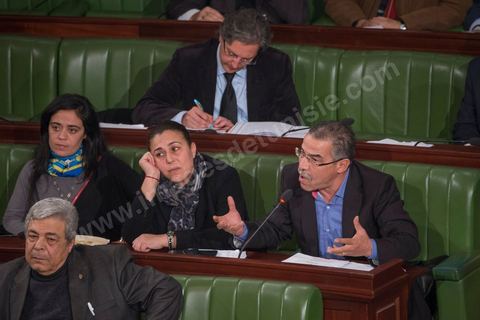 13 janvier 2014, à l'Assemblée nationale constituante, l'examen des articles relatifs au pouvoir juidiciaire donne lieu à une très vive polémique et à plusieurs incidents de séance durant lesquels certains députés sont sur le point d'en venir aux mains.