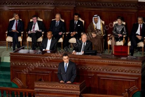 7 février 2014 : Discours de Mehdi Jomaa, nouveau Premier ministre tunisien dans l'hemicycle de l'ANC.  Cérémonie de célébration de la nouvelel constitution tunisienne à l'Assemblée Nationale constituante en pésence des 3 présidents tunisiens, Moncef Marzouki, présidnet de la République, Mustapha Ben Jaafar, Président de l'Assemblée, et Mehdi Jomaa, Président du gouvernment, ainsi que du président françois François Hollande et des représentants de plusieurs pays, députés et leaders de partis politiques.