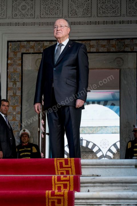7 février 2014 : Arrivée de François Hollande à l'ANC accueilli par son président Mustapha Ben Jaafar. cérémonie de célébration de la nouvelel constitution tunisienne à l'Assemblée Nationale constituante en pésence des 3 présidents tunisiens, Moncef Marzouki, présidnet de la République, Mustapha Ben Jaafar, Président de l'Assemblée, et Mehdi Jomaa, Président du gouvernment, ainsi que du président françois François Hollande et des représentants de plusieurs pays, députés et leaders de partis politiques.
