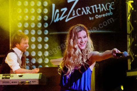 12 avril 2014 : Concert de Joss Stone pour son "Total World Tour" au Festival de Jazz à Carthage dans la banlieue nord de Tunis. Un accueil très chaleureux de plus de 2000 tunisiens. 