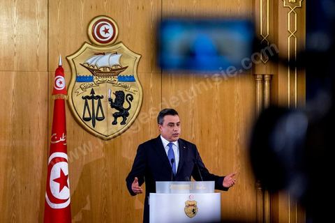 14 mai 2014 : Conférence de presse de Mehdi Jomaa, chef du gouvernement, pour son bilan des 100 jours. en présence des membres de son gouvernement, des chefs et rédacteurs en chefs des médias tunisiens et étrangers.