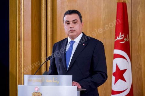 14 mai 2014 : Conférence de presse de Mehdi Jomaa, chef du gouvernement, pour son bilan des 100 jours. en présence des membres de son gouvernement, des chefs et rédacteurs en chefs des médias tunisiens et étrangers.