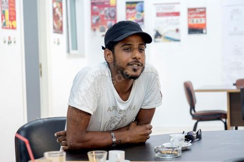 13 juin 2014 : Mohamed Ali Boubaker a fait 13 mois de prison avant d'être relaché en attente du procès de à Ksibet El Mediouni, près de Monastir, 13 jeunes sont porusuivis par la police et la justice dan sle cadre de l'incendie d'un poste de police lors des manifestations le jour de l'assasinat de Chokri Belaid le 6 février 2013.