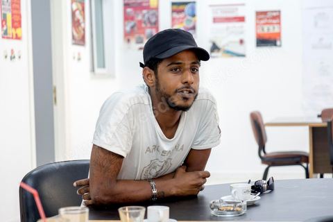 13 juin 2014 : Mohamed Ali Boubaker a fait 13 mois de prison avant d'être relaché en attente du procès de à Ksibet El Mediouni, près de Monastir, 13 jeunes sont porusuivis par la police et la justice dan sle cadre de l'incendie d'un poste de police lors des manifestations le jour de l'assasinat de Chokri Belaid le 6 février 2013.