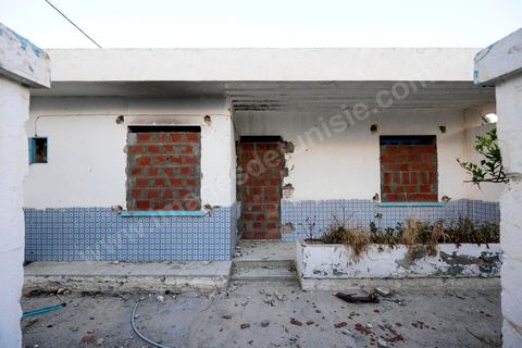 June 13, 2014: The police station set on fire in Ksibet El Mediouni, near Monastir, 24 young people are being prosecuted by the police and the courts in connection with the burning of a police station during protests on the day of Chokri Belaid’s assassination on February 6, 2013. Seven have already spent between seven and thirteen months in pretrial detention; 19 remain at large, including five who have been declared fugitives. Their trial is scheduled for July 10.