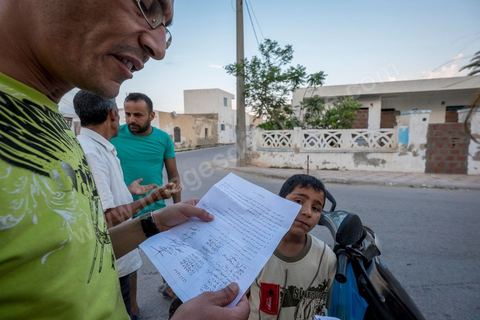 13 juin 2014 : à Ksibet El Mediouni, près de Monastir, 13 jeunes sont porusuivis par la police et la justice dans le cadre de l'incendie d'un poste de police lors des manifestations le jour de l'assasinat de Chokri Belaid le 6 février 2013.