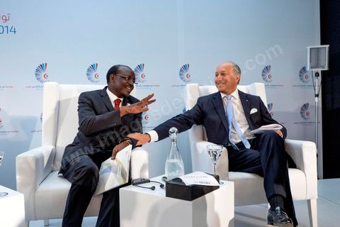 08 septembre 2014 : Le ministre français des affaires étrangères Laurent Fabius et secrétaire général du CNUCED Conférence "Investir en Tunisie, start up democracy" organisé apr la Tunisie et la France avec la présence de nombreux pays. La Tunisie présente, au cours de cette conférence, 20 projets structurants d’investissement dans plusieurs secteurs à l’instar des nouvelles technologies, des énergies renouvelables, de l’industrie, du tourisme et du commerce.