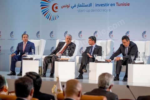 September 8, 2014: Prime Ministers Manuel Valls (France), Mehdi Jomaa (Tunisia), Abdelmalek Sallel (Algeria) (L), and Tunisian Foreign Minister Mongi Hamdi at the “Investing in Tunisia: Start-Up Democracy” conference organized by Tunisia and France, with representatives from numerous countries in attendance. During this conference, Tunisia presented 20 major investment projects across several sectors, including new technologies, renewable energy, industry, tourism, and trade.