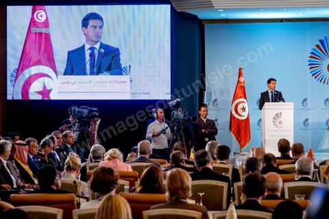 September 8, 2014: Speech by French Prime Minister Manuel Valls at the opening of the “Investing in Tunisia, Start-Up Democracy” conference, organized by Tunisia and France and attended by representatives from numerous countries. During this conference, Tunisia presented 20 major investment projects across several sectors, including new technologies, renewable energy, industry, tourism, and trade.